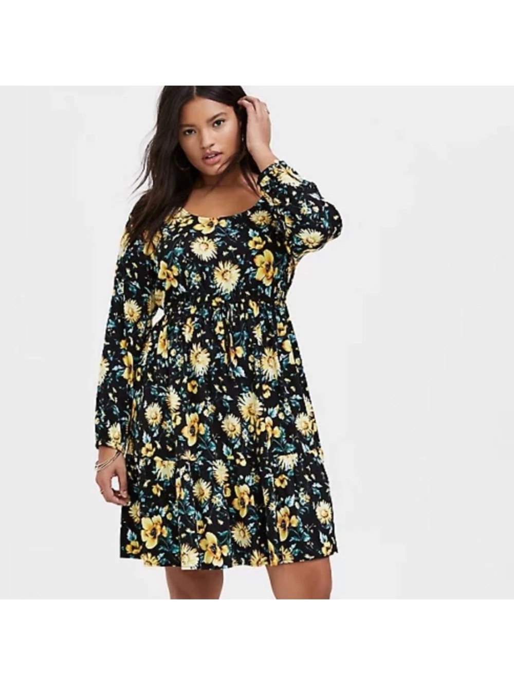 Torrid Black Sunflower Tiered Dress Womens size 2 Floral Skater